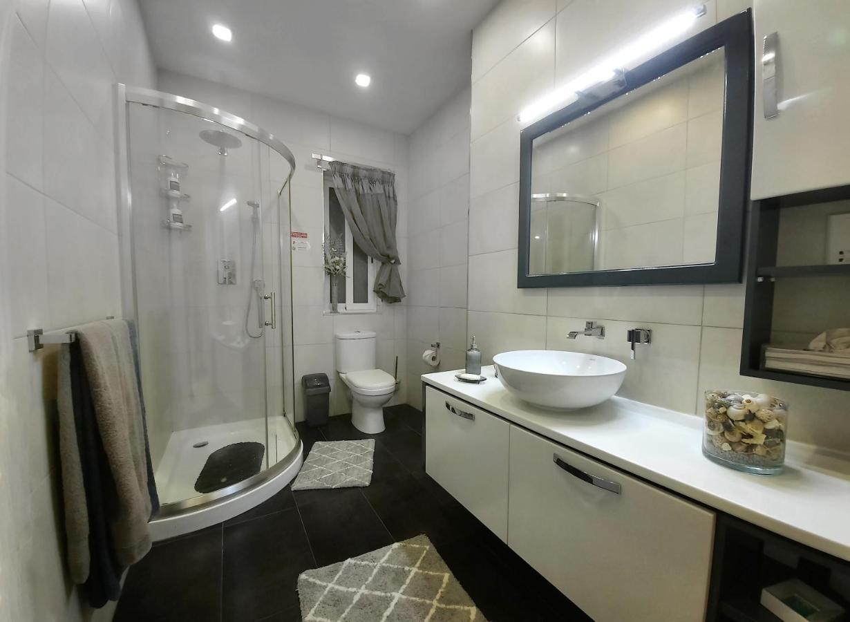 Cozy Rooms - Great Bus Connections - Free Parking Моста Экстерьер фото