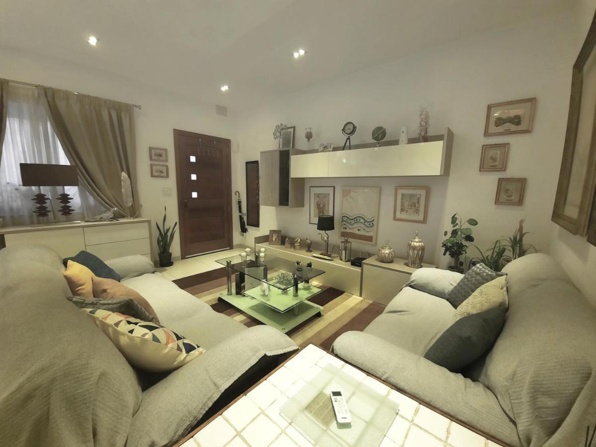 Cozy Rooms - Great Bus Connections - Free Parking Моста Экстерьер фото